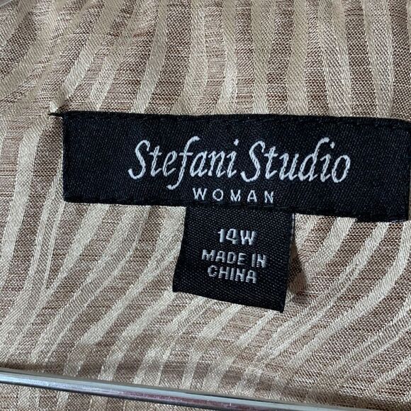 Stefani Studio Woman size 14W two piece skirt and jacket.  Goldfish/tanish - Picture 3 of 14